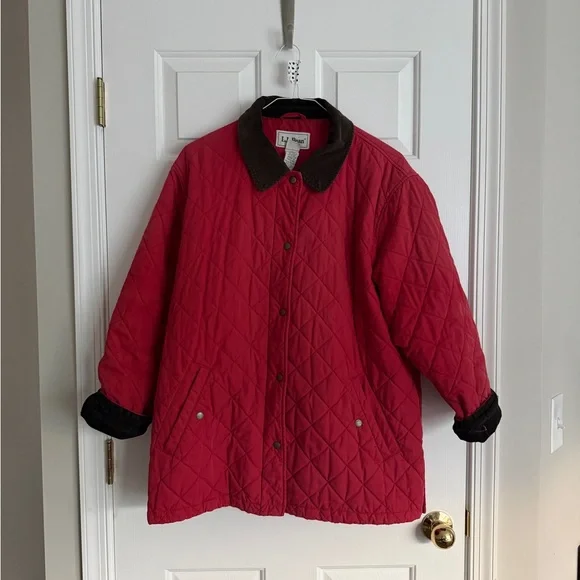 Vintage L.L. Bean Women's Quilted Red barn Jacket with Suede Brown Collar - Picture 11 of 11